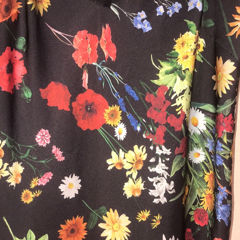 NWOT Summer 2019 Floral Print & Lace Camisole - Picture 2 of 3